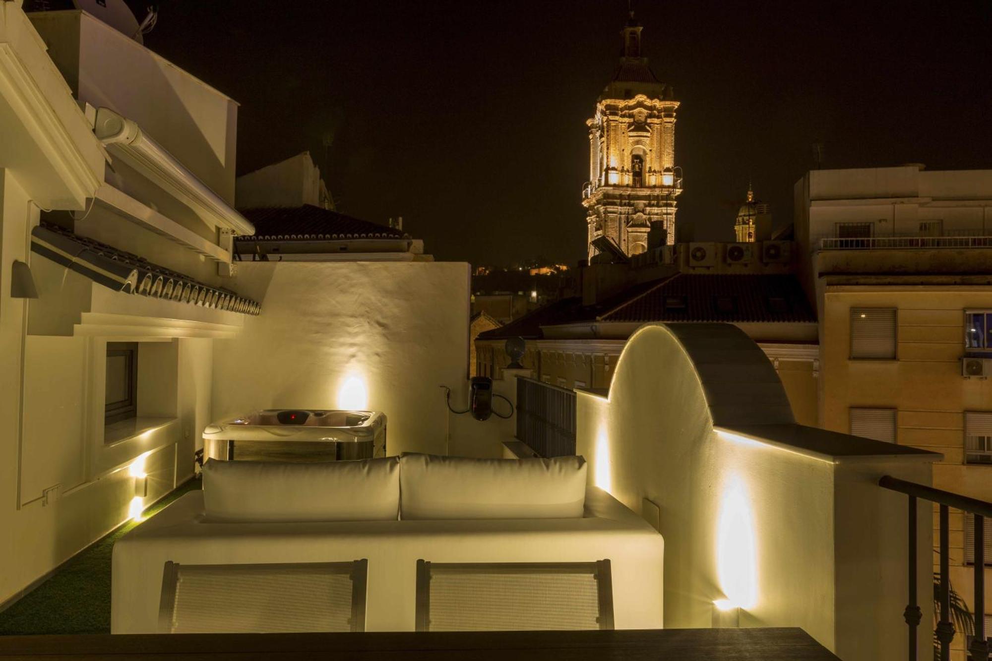 The Clock House Luxury Urban Suites Málaga Exterior foto